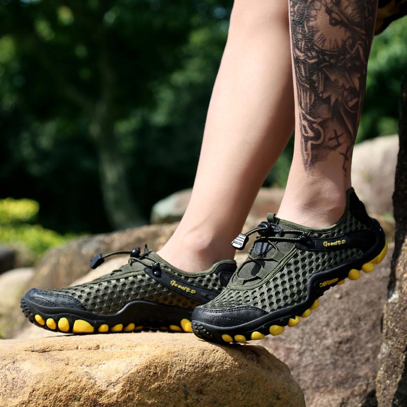 trekking mountain mens sports  - đánh giá và giá Men'S Medieval Formal Wear