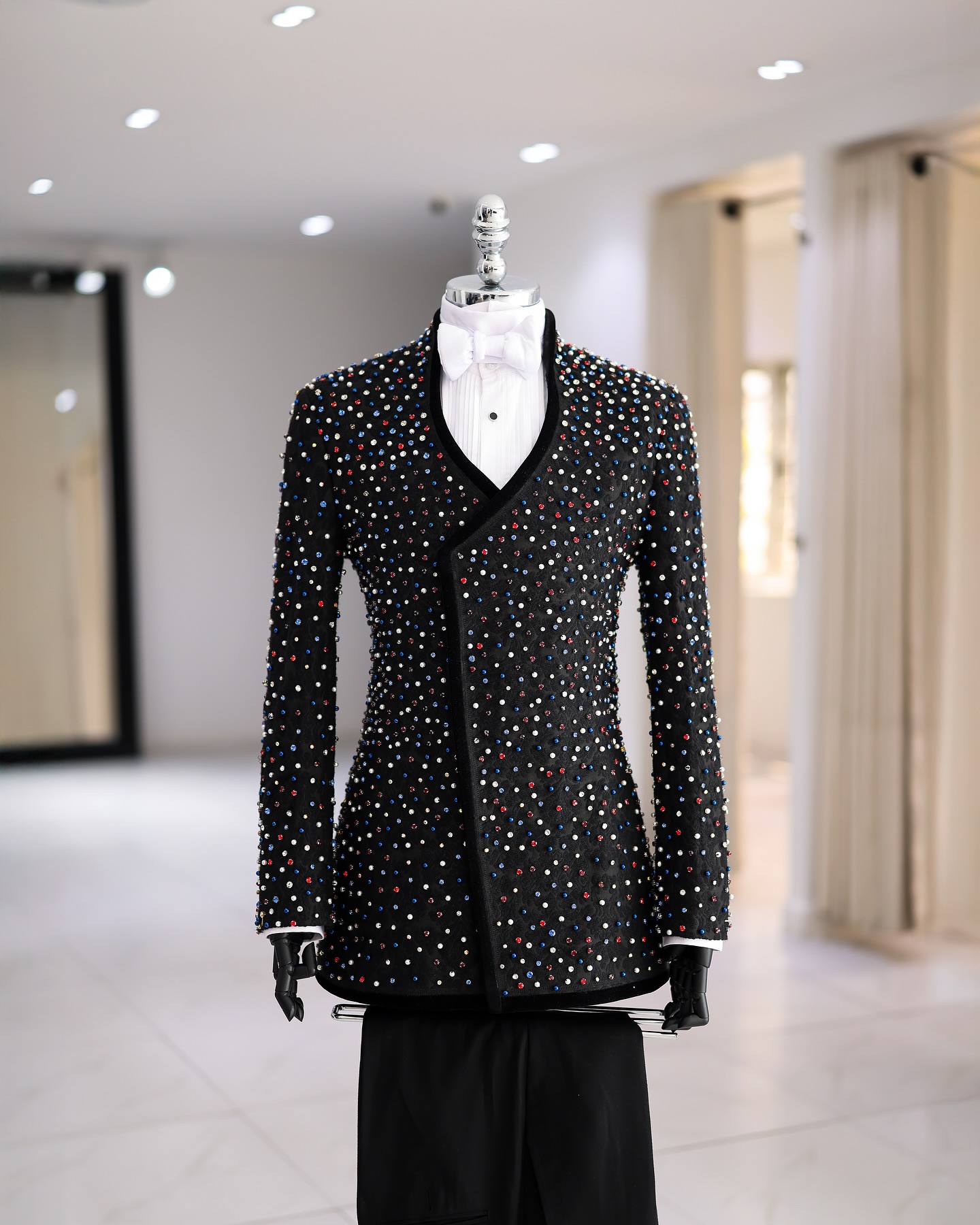 Colorful Crystals Men Suits Se - đánh giá và giá Men Formal Wear Modern